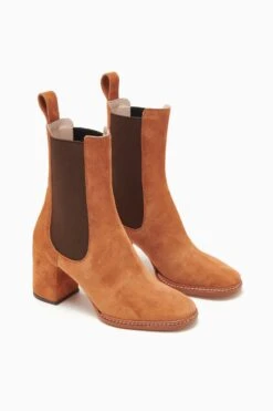 ULLA JOHNSON Taryn Chelsea Boot - Sierra -Lila's Closet FA231022 CHELSEABOOT SIERRA d r web f6ca410b f2b7 4147 9b2e d27e24d4518e