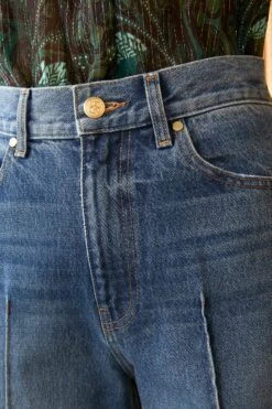ULLA JOHNSON The Genevieve Jean - Danube Dark Indigo Wash -Lila's Closet ULLA JOHNSON GENEVIEVE JEAN DANUBE DARK INDIGO 04
