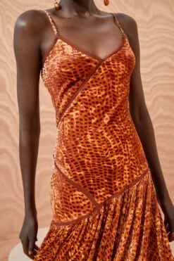 ULLA JOHNSON Elodie Dress - Sienna -Lila's Closet ULLA JOHNSON Elodie Dress SIENNA 02 ALT