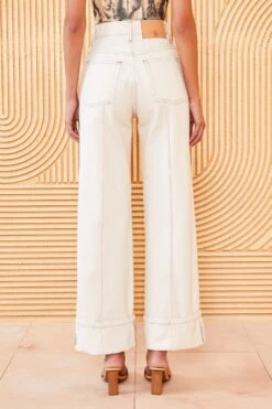 ULLA JOHNSON The Genevieve Jean - Cowrie Wash -Lila's Closet ULLA JOHNSON GENEVIEVE JEAN COWRIE 03 10a9228c 5396 4a88 abb5 14486fb77de5