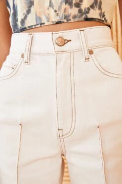 ULLA JOHNSON The Genevieve Jean - Cowrie Wash -Lila's Closet ULLA JOHNSON GENEVIEVE JEAN COWRIE 04 48b6e529 56fe 4bb0 98cf d0735e02eed4