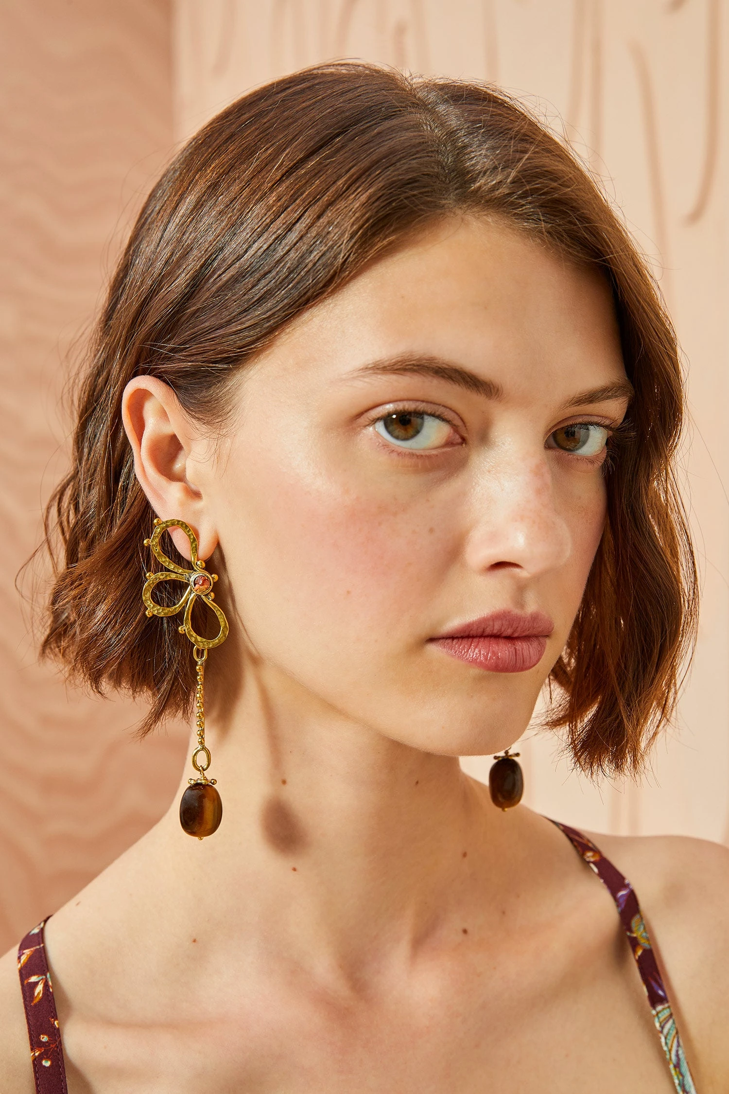ULLA JOHNSON Hammered Chain Flower Drop Earring - Tiger's Eye 3 ULLA JOHNSON Hammered Chain Flower Drop Earring - Tiger's Eye