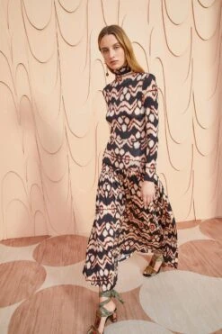 ULLA JOHNSON Kiera Skirt - Obsidian -Lila's Closet ULLA JOHNSON Kiera Skirt OBSIDIAN 03