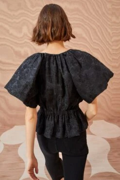 ULLA JOHNSON Mirabelle Top - Noir 10 ULLA JOHNSON Mirabelle Top - Noir -Lila's Closet ULLA JOHNSON Mirabelle Top NOIR 04