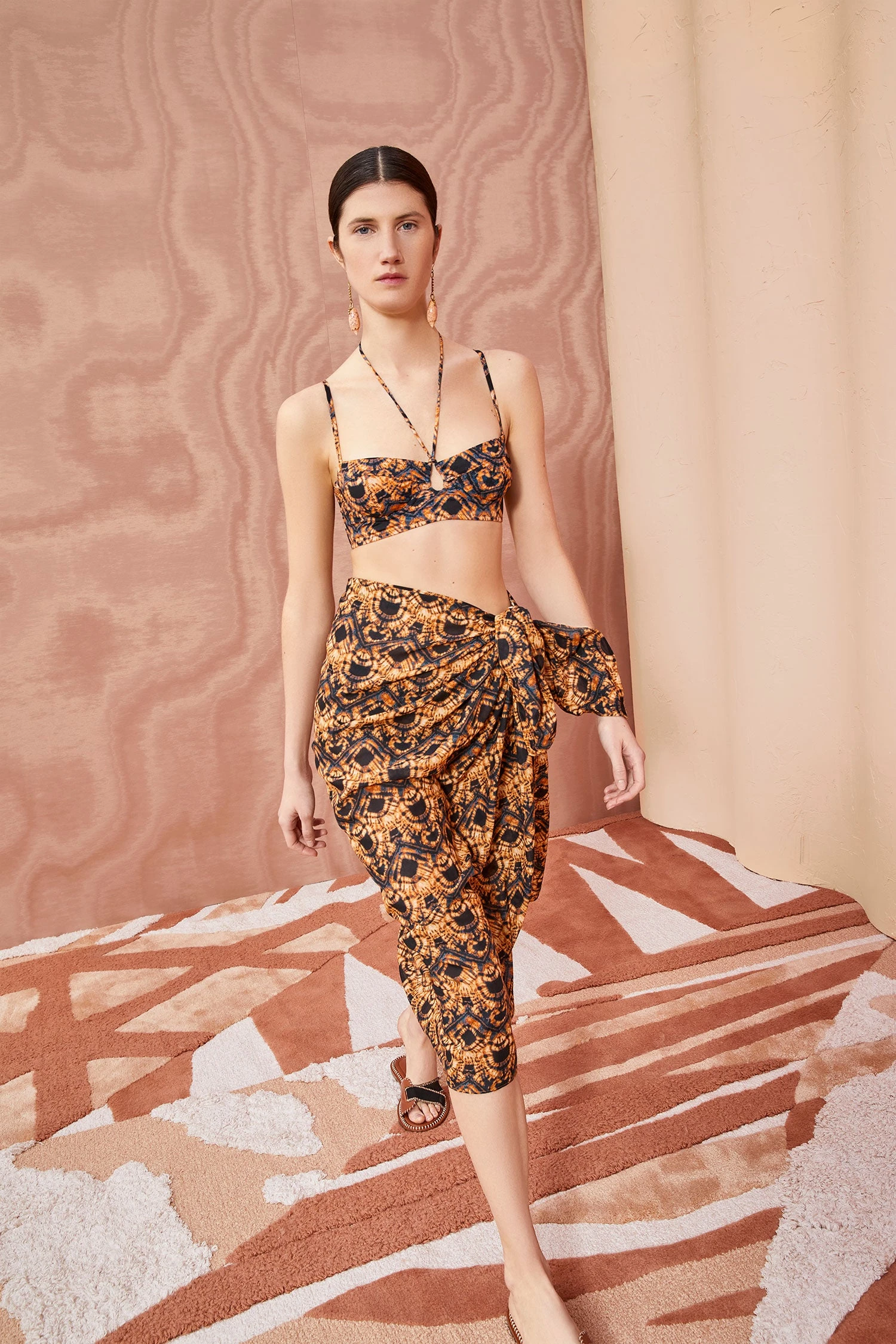 ULLA JOHNSON Paz Coverup - Constellation 5 ULLA JOHNSON Paz Coverup - Constellation - Image 3