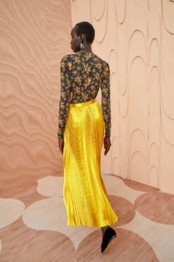 ULLA JOHNSON Rami Skirt - Sunsprite -Lila's Closet ULLA JOHNSON Rami Skirt SUNSPRITE 03