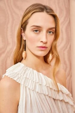 ULLA JOHNSON Small Shell Drop Earring - Pink Mitra Shell